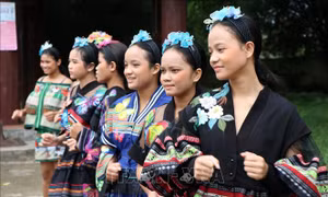 Lan tỏa nét đẹp từ thổ cẩm Tây Nguyên