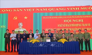 Công an 7 tỉnh, thành phố phối hợp ngăn chặn xuất, nhập cảnh trái phép