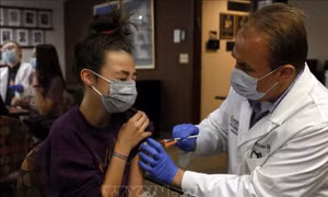 Mỹ có kế hoạch tiêm vaccine cho trẻ dưới 12 tuổi vào trước năm học mới
