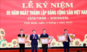  95 năm Ngày thành lập Đảng: Đồng lòng hiện thực hóa khát vọng phát triển