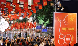 Từ bình minh độc lập đến khát vọng bay xa - Bài 3: Mở lối đưa đất nước tới tương lai