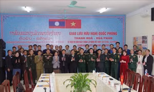 Giao lưu quốc phòng 2 tỉnh Thanh Hóa (Việt Nam) - Hủa Phăn (Lào)