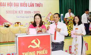 Phú Thọ: Đoàn công tác Ban Bí thư Trung ương Đảng dự Đại hội Đảng bộ xã mới Vạn Xuân