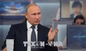 V.Putin đối thoại trực tuyến hơn 4 giờ: Đáp ứng sự mong đợi của người dân Nga 
