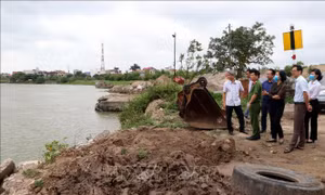 Phân rõ trách nhiệm trong đảm bảo an toàn hành lang bảo vệ đê