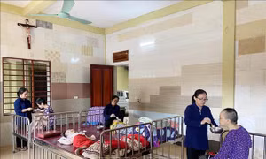Những mái ấm đong đầy tình người nơi xứ đạo
