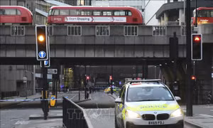 Cảnh sát Anh: Nghi phạm vụ đâm dao trên cầu London từng ngồi tù vì tội khủng bố