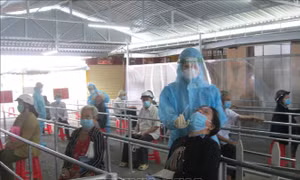 Bệnh viện Đa khoa Long An đón bệnh nhân đến khám, chữa bệnh trở lại