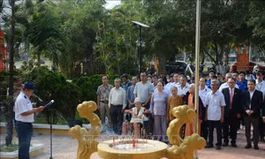Tưởng niệm 64 chiến sĩ Hải quân hy sinh trên đảo Gạc Ma