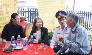 Vụ tai nạn nghiêm trọng tại Quảng Nam: Thăm hỏi, hỗ trợ gia đình các nạn nhân