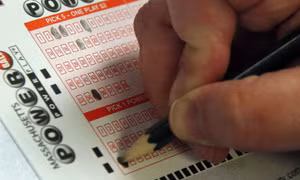 Giải xổ số độc đắc Powerball được nâng lên mức kỷ lục với 1,6 tỉ USD