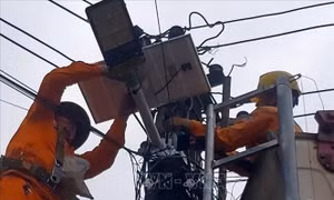 Thắp sáng các tuyến đường vùng biên giới tỉnh Lai Châu
