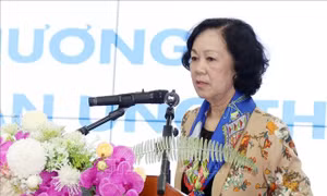Liên hiệp các hội Văn học nghệ thuật Việt Nam có vai trò quan trọng tập hợp văn nghệ sĩ
