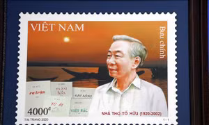 100 năm Ngày sinh nhà thơ Tố Hữu: 'Rằng thơ với Đảng nặng duyên tơ'