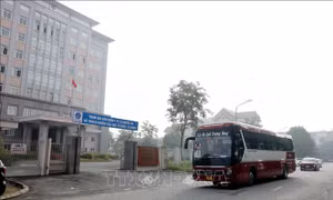Chính quyền 2 cấp: Cán bộ linh hoạt, nỗ lực vượt khó sau hợp nhất