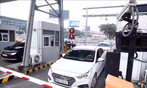 Sắp thu phí không dừng đồng loạt tại 5 sân bay