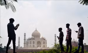 Ấn Độ mở cửa trở lại đền Taj Mahal