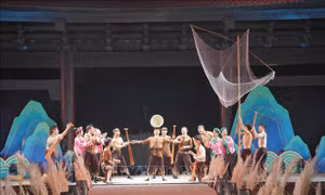 Khi 'sử liệu' bước ra từ mặt nước