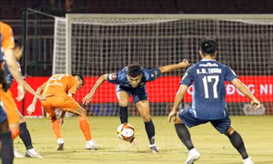Thành phố Hồ Chí Minh thắng đậm SHB Đà Nẵng