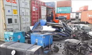 Ban hành danh mục phế liệu tạm ngừng kinh doanh tạm nhập, tái xuất, chuyển khẩu