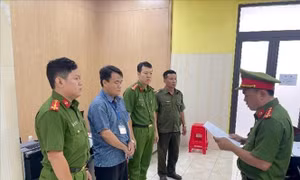 Bắt trưởng dây chuyền thuộc Trung tâm Đăng kiểm xe cơ giới Đồng Nai