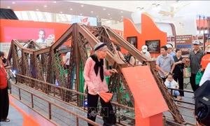 Người dân phấn khởi, tự hào trước những thành tựu của đất nước