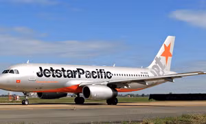 Jetstar tiếp tục phải hủy các chuyến bay do bão Jebi