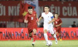 Giao hữu bóng đá: Đội tuyển Việt Nam thắng Hong Kong 1-0