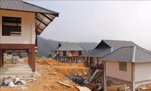 Dồn sức hoàn thành khu tái định cư Làng Nủ trước ngày 31/12