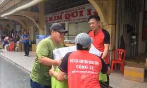 Điểm tựa của người lao động khu vực phi chính thức - Bài cuối: Gắn kết và sẻ chia