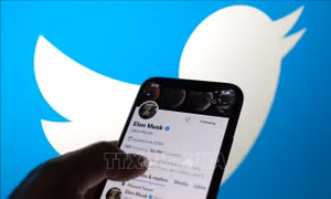 Twitter cấm các tài khoản hướng người dùng đến các nền tảng xã hội khác