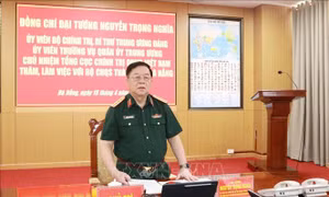 Đại tướng Nguyễn Trọng Nghĩa làm việc với lực lượng vũ trang Đà Nẵng