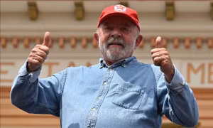 Bầu cử Brazil: Ứng cử viên cánh tả Lula da Silva tiếp tục dẫn đầu thăm dò dư luận
