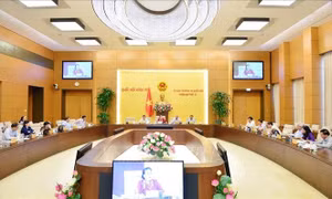 Nhiều ý kiến khác nhau về trách nhiệm chủ trì tiếp thu, chỉnh lý dự thảo luật, pháp lệnh