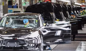 Đơn đặt hàng của Tesla tại Trung Quốc giảm 50% trong tháng 5/2021