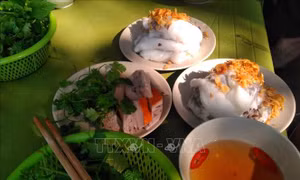 Bánh cuốn lọt top 10 món ngon hấp dẫn nhất thế giới