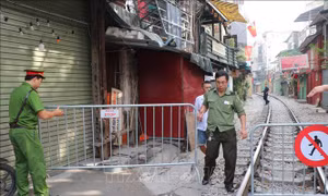 Kiểm tra, giám sát, không để khu vực phố cà phê đường tàu tái hoạt động