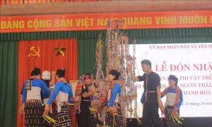 Đón nhận Di sản văn hóa phi vật thể Quốc gia Lễ hội Chá Mùn
