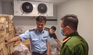 Cần Thơ phát hiện gần 300 kg thực phẩm đông lạnh không rõ nguồn gốc