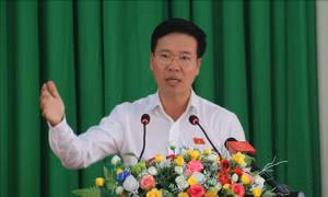 Đồng chí Võ Văn Thưởng tiếp xúc cử tri tại Đồng Nai