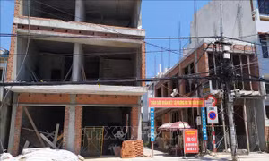 Sớm 'gỡ khó' để người dân hoàn thành công trình nhà ở trước mùa mưa bão