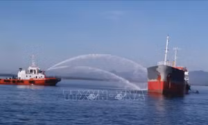 Cháy tàu chở dầu tại Cảng Dung Quất, một người mất tích