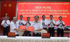 Vùng 5 Hải quân và 3 tỉnh phối hợp tuyên truyền biển, đảo