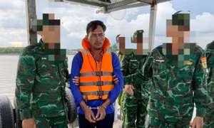 Uống rượu say, thuyền viên đâm tử vong thuyền trưởng trên biển
