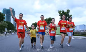 Sôi động giải chạy marathon Đà Nẵng thu hút 8.000 người tham gia