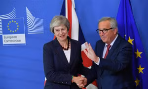 Thủ tướng Anh ráo riết tìm kiếm đột phá trong các cuộc đàm phán về Brexit