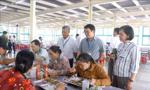 Hình thành thói quen sản xuất, kinh doanh, sử dụng thực phẩm an toàn