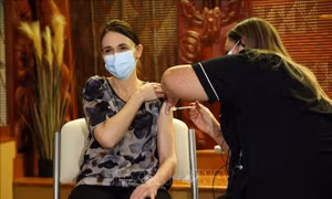 New Zealand công bố các đối tượng bắt buộc tiêm vaccine ngừa COVID-19