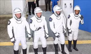 Phi hành đoàn Crew-8 đã lên tới trạm vũ trụ ISS
