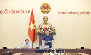 UBTV Quốc hội họp thông qua dự thảo Nghị quyết về mức thuế bảo vệ môi trường đối với xăng, dầu, mỡ nhờn